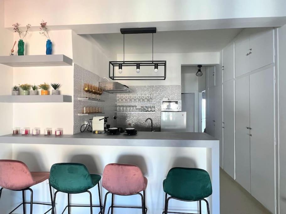 2Bdr Boutique Full Apt In Plaka เอเธนส์ ภายนอก รูปภาพ