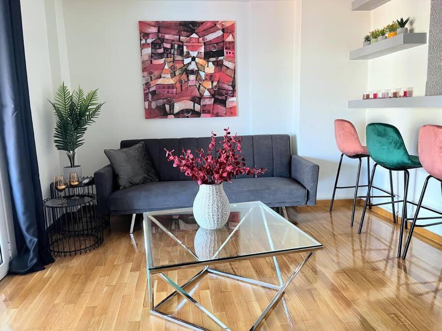 2Bdr Boutique Full Apt In Plaka เอเธนส์ ภายนอก รูปภาพ
