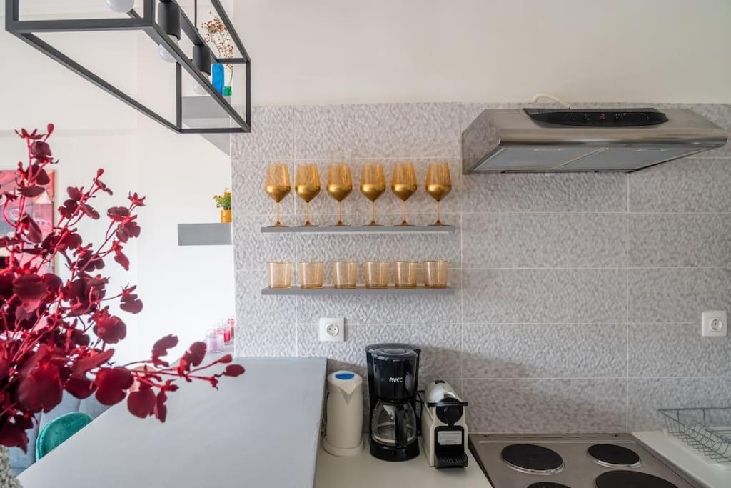 2Bdr Boutique Full Apt In Plaka เอเธนส์ ภายนอก รูปภาพ