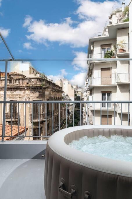 2Bdr Boutique Full Apt In Plaka เอเธนส์ ภายนอก รูปภาพ